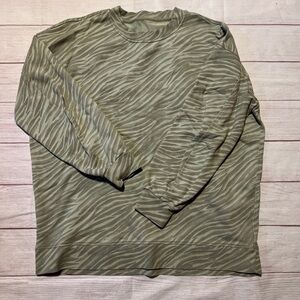 Lululemon perfectly oversized crewneck Green Zebra Print Sweatshirt size 18